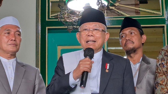 Wakil Presiden Maruf Amin di Pondok Pesantren Kauman Lasem, Kabupaten Rembang, Jawa Tengah, Sabtu (27/1/2024).