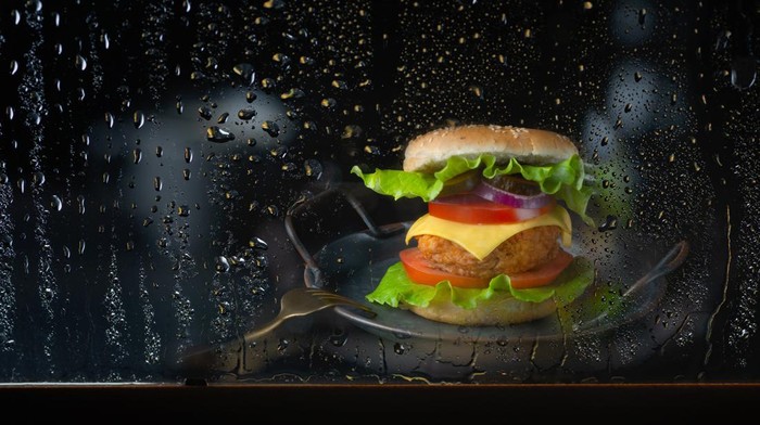 Kenapa Selalu Lapar Saat Hujan? Penjelasan Ilmiahnya Ada di Sini