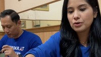 Sebelumnya, istri Annisa Pohan itu memang sering membagikan momen kuliner saat berkunjung ke sebuah daerah. Salah satunya mencicipi soto Lamongan langsung di Lamongan! Foto: Instagram agusyudhoyono