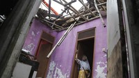 BPBD Kota Sukabumi mencatat sebanyak 31 rumah warga rusak akibat puting beliung yang terjadi pada Sabtu (27/1).