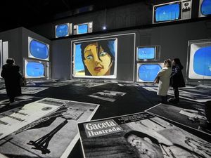 Terpukau Mahakarya Surealisme Salvador Dali di Jerman