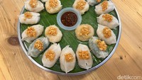 Selain kuliner Pontianak, di sini ada juga penjual Choi Pan Singkawang. Spesialnya, choi pan ini kulitnya tipis dengan isian padat. Foto: Detikcom / Atiqa Rana
