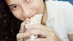 Potret Keren Sitha Marino Saat Makan Bersama Bastian Steel