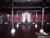 8 Rumah Ibadah di Kota Cirebon yang Berusia Ratusan Tahun
