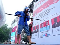 Melihat Lagi Momen Kaesang Kampanye di Tengah Hujan