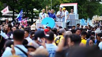 Ketum PAN Zulkifli Hasan (Zulhas), Ketum Golkar Airlangga, Ketum Demokrat AHY, dan Ketum PSI Kaesang menyapa pendukung Prabowo-Gibran di Semarang.