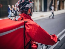 5 Kejadian Driver Ojol Ribut dengan Restoran karena Tak Sabar Antre