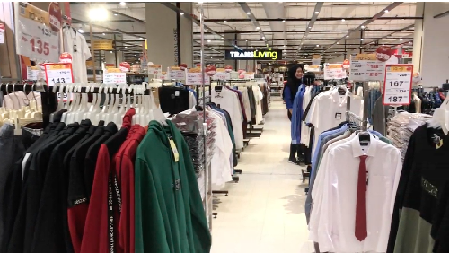 Promo full day sale Transmart kembali hadir pada, Minggu (28/1). Beli pakaian pria di Transmart bisa dapatkan diskon 20% dengan harga mulai dari 50 ribu aja.