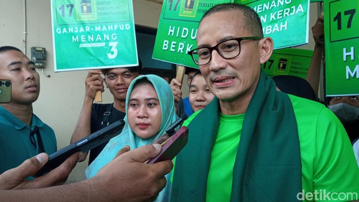 Sandiaga Uno saat melakukan kampanye di Kabupaten Cirebon