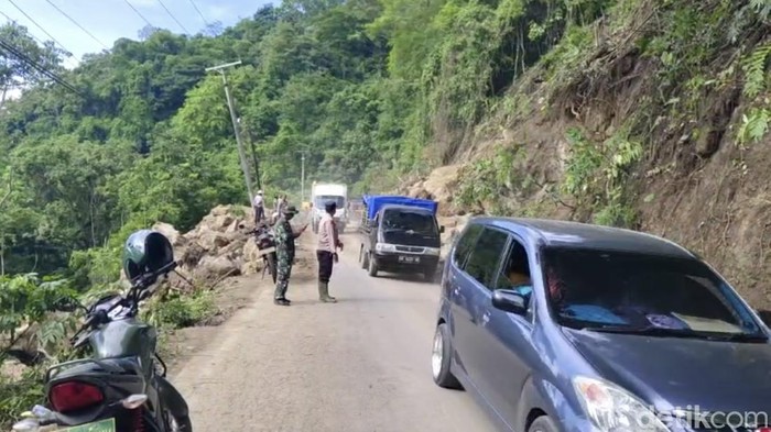 kKndisi terkini di jalur Tompo Ladang, Maros, Sulawesi Sleatan (Sulsel).