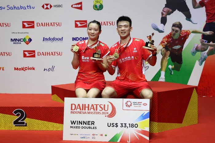 Zheng Si Wei/Huang Ya Qiong