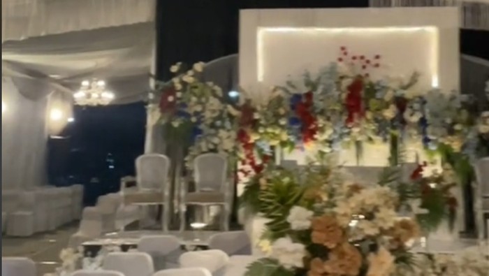 Acara pernikahan di halaman rumah, hasilnya bak di gedung mewah mendadak viral di TikTok
