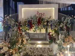 Pernikahan Viral Digelar di Halaman Rumah Didekor Jadi bak di Gedung Mewah