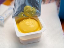 Bank Makanan Ini Terima Sumbangan Makanan Kadaluarsa 25 Tahun