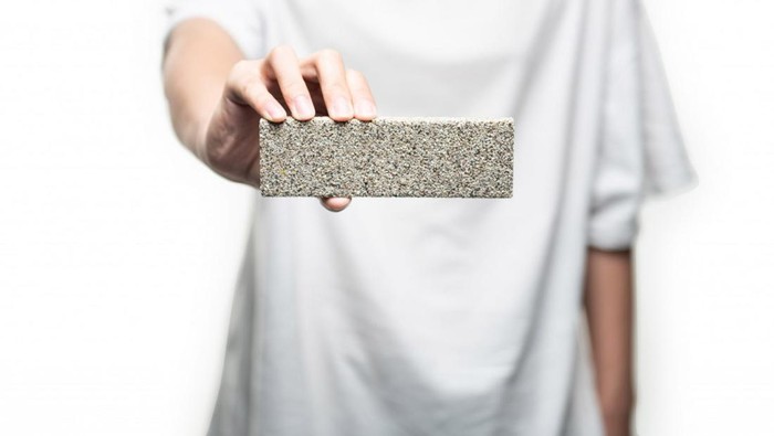batu bata dari limbah keramik/via Dezeen