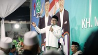 Cak Imin merupakan cawapres dari Anies Baswedan yang dikenal hobi kulineran. Momennya kerap diunggah ke akun Instagram pribadi @cakiminow. Foto: Instagram @cakiminow
