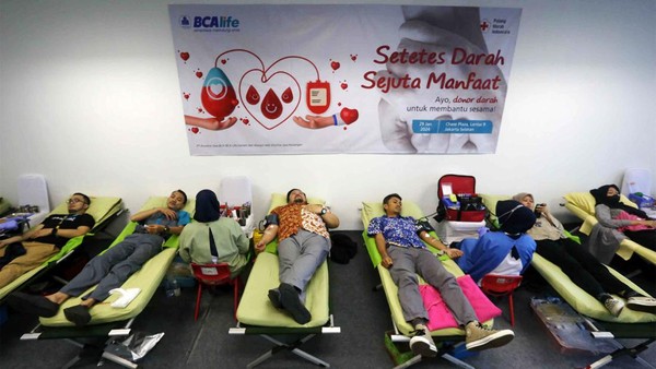 Gandeng PMI, BCA Life Gelar Donor Darah