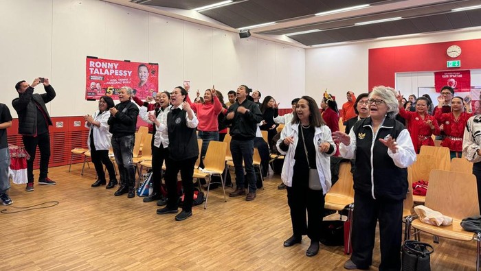 Ganjarian Spartan Swiss Siap Menangkan Ganjar-Mahfud Pendukung pasangan calon nomor urut 3, Ganjar Pranowo dan Mahfud MD yang tergabung Ganjarian Spartan cabang Swiss terus menguatkan barisan menjelang pencoblosan 14 Februari 2024.