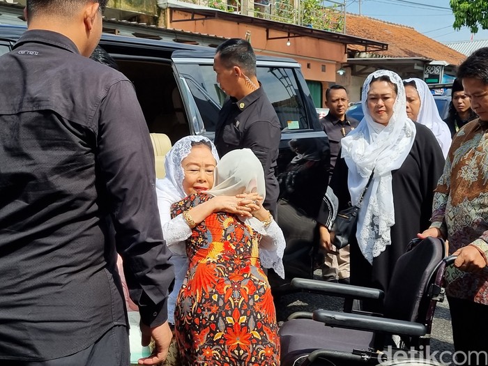 Harlah ke-101 NU Momen Istri Gus Dur Hadiri Harlah ke-101 NU