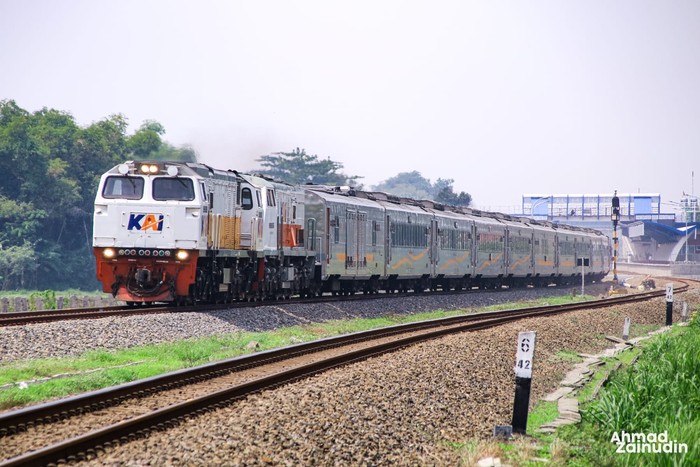 Ilustrasi Double Track