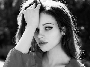Sosok India Eisley, Aktris Bule yang Dikira Kencan dengan Cha Eun Woo