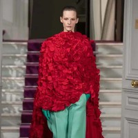Inilah koleksi Valentino Spring 2024 Couture setelah dua tahun terakhir tidak mengadakan pertunjukan karena Covid-19. Foto: Dok. Valentino.