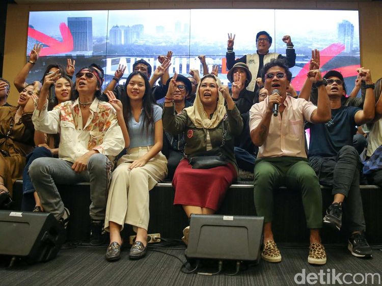 Momen Slank Rilis Lagu Salam M3tal Dukung Ganjar-Mahfud