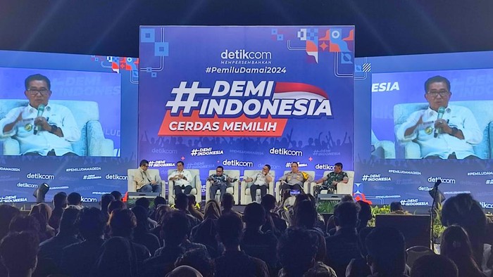 Pj Gubernur Kaltim, Akmal Malik saat menjadi pembicara dalam event #DemiIndonesia Balikpapan