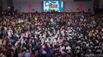 Potret Buruh-Ojol Padati Desak & Slepet AMIN di JIExpo