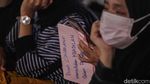 Potret Buruh-Ojol Padati Desak & Slepet AMIN di JIExpo