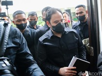 Potret Dito Mahendra Jalani Sidang Lanjutan Soal Koleksi Senpi Ilegal
