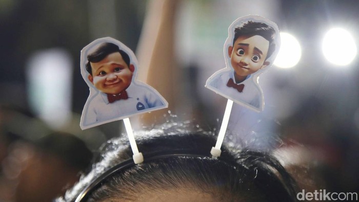 Prabowo Sambut Deklarasi Dukungan Bakti Untuk Rakyat Prabowo Sambut Deklarasi Dukungan Bakti Untuk Rakyat