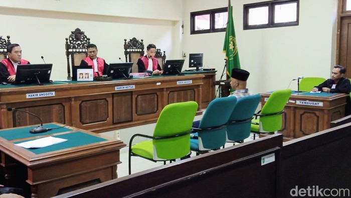 Sidang putusan kasus caleg di Purworejo kampanye libatkan anak di bawah umur di Pengadilan Negeri (PN) Purworejo, Senin (29/1/2024).
