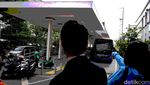 Semrawutnya Stasiun Jakarta Kota Dibajak Ojol, Gak Bahaya Tah?