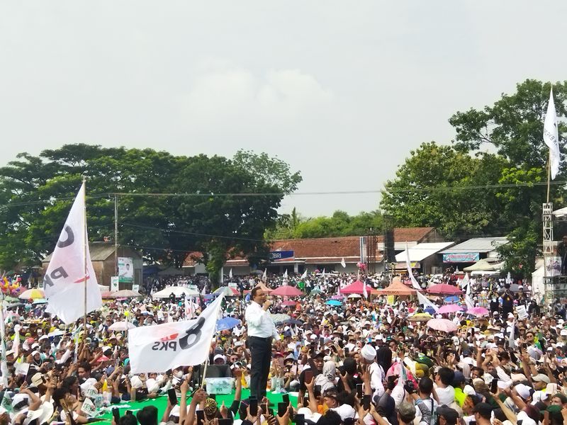 Anies Baswedan dan Cak Imin saat kampanye di Tegal (Kurniawan/detikcom)