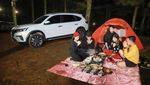 Bahagianya Massayu Anastasia Makan Bareng Sahabat hingga Jajan Es Krim