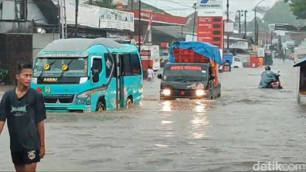 Banjir di Tasikmalaya, Selasa (30/1/2024).