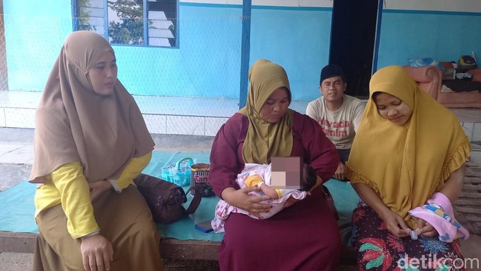 Bayi di Sampang lahir dengan 24 jari
