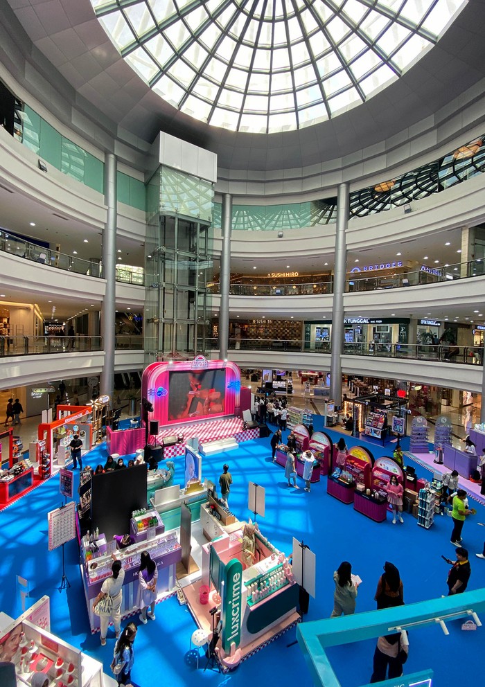 Sukses digelar pada 2022& 2023, Watsons #BeautyMyWay kembali hadir di awal tahun 2024 di Atrium Margo City dan menebar promo beragam produk kecantikan.