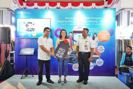 PT Bank Rakyat Indonesia (BRI) Tbk terus memberikan dukungan kepada para Usaha Mikro, Kecil, dan Menengah (UMKM), salah satunya melalui program Dagang Untung Belanja Untung