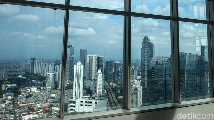 Pemerintah masih meyakini pertumbuhan ekonomi Indonesia tahun 2024 akan lebih tinggi dari pada tahun 2023. Menurut Menkeu ekonomi akan tumbuh 5,2%.