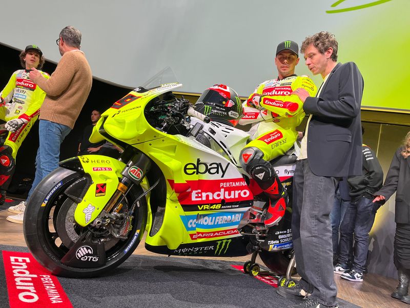 Fabio Di Giannantonio dan Valentino Rossi