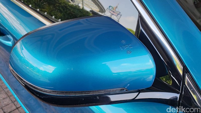 Fitur NFC di mobil listrik BYD.