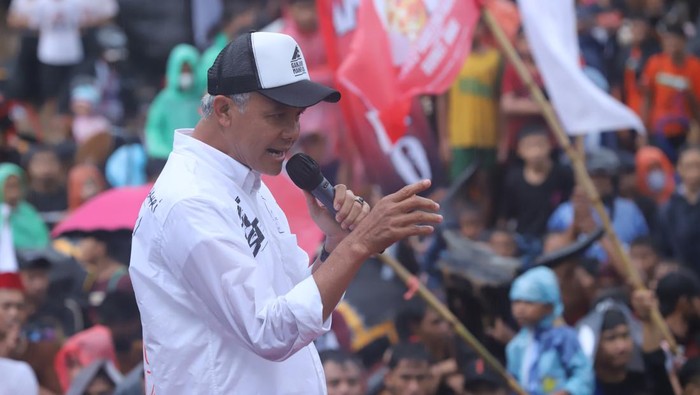 Ganjar Pranowo saat kampanye akbar di Malang.