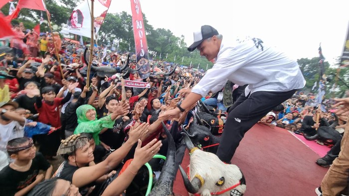 Ganjar Pranowo saat kampanye akbar di Malang.