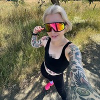 Wanita tersebut awalnya mengira bahwa kariernyanya di dunia hukum dan politik akan berakhir. Apalagi ketika itu banyak orang yang mengiriminya komentar jahat. Foto: Instagram Georgie Purcell