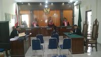 Guru Honorer Pukul Siswa SD Pakai Rotan Di Muratara Divonis 6 Bulan Penjara