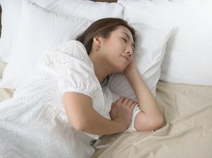 Bahaya! Jangan Langsung Tidur Setelah Makan