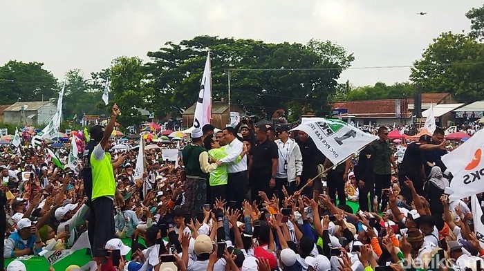 Kampanye Anies-Cak Imin di Tegal