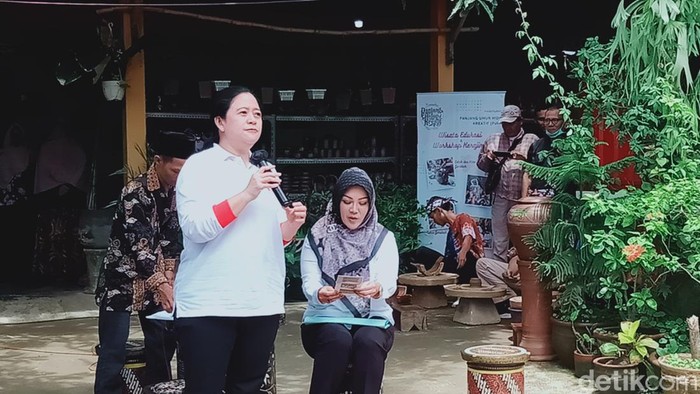Kunjungan Ketua DPR RI Puan Maharani ke Desa Melikan, Kecamatan Wedi, Klaten, Selasa (30/1/2024).